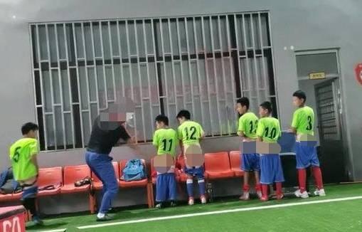 足球教练直播爆料视频下载,足球训练幕后故事与战术解析